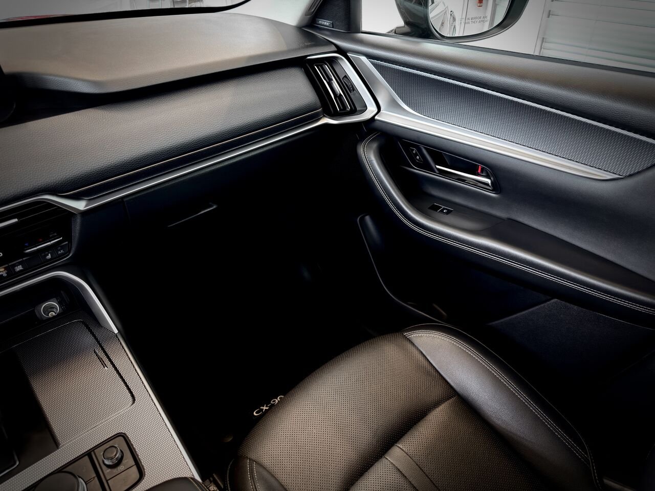 2024 Mazda CX-90 hybride léger Black Notre-Dame-des-Prairies - photo #23