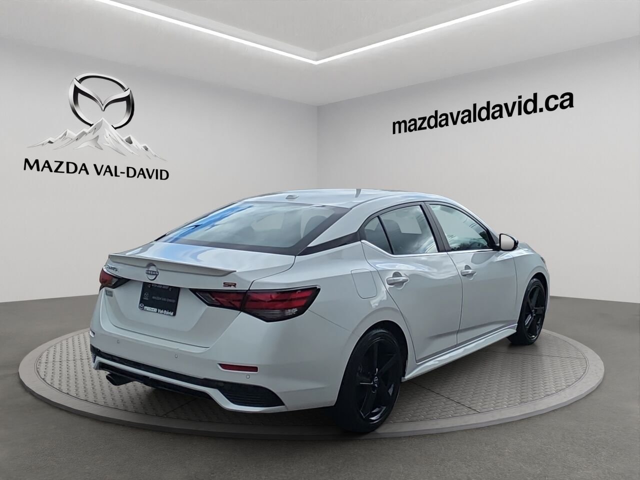 Nissan Sentra SR CVT, toit ouvrant, commande audio au volant, cruise control 2024 Blanc Val-David - photo #23