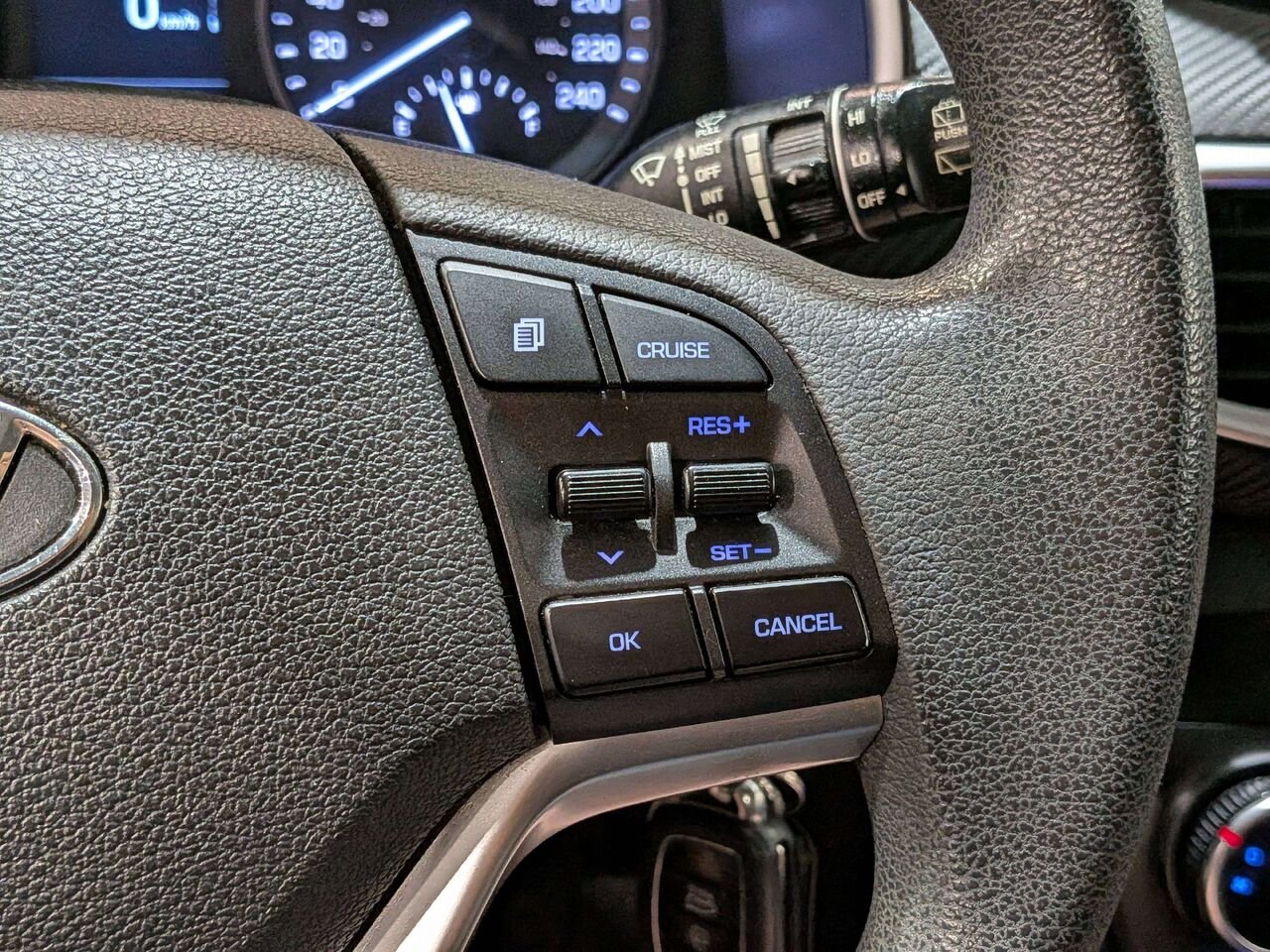 2019 Hyundai Tucson Essential AWD w/Safety Package Black Val-David - photo #15