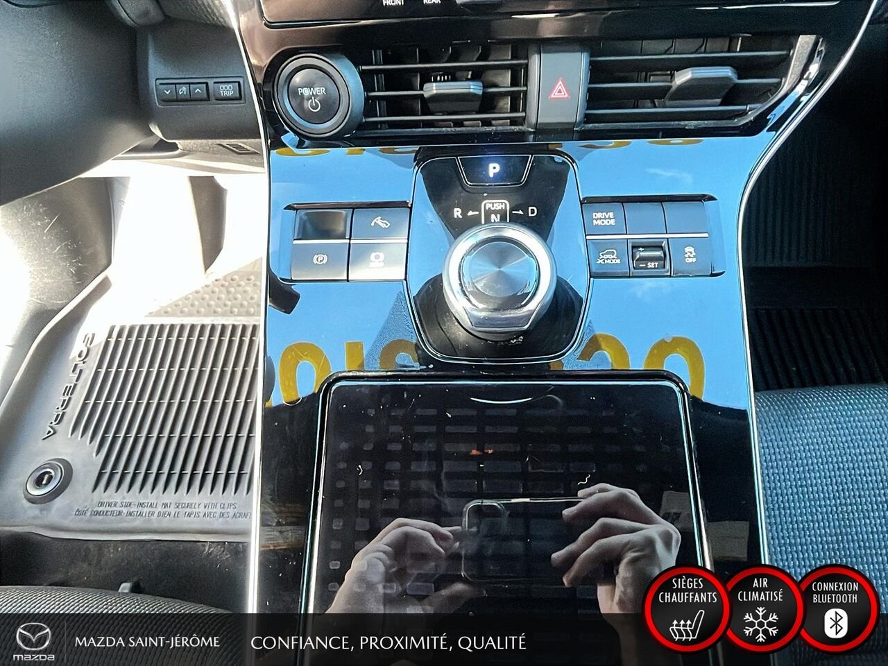 Subaru Solterra AWD | 100 % ÉLECTRIQUE | APPLE CARPLAY | EYESIGHT | DÉMARREUR À DISTANCE 2023 Blanc Saint-Jérôme - photo #18