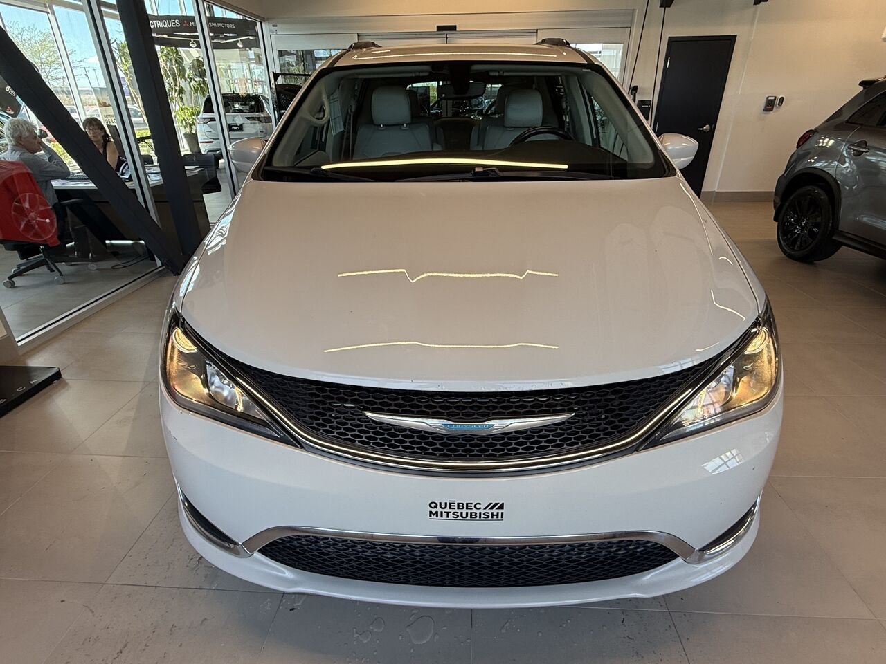 Chrysler Pacifica Hybrid 2020 Beige Saint-Eustache - photo #5