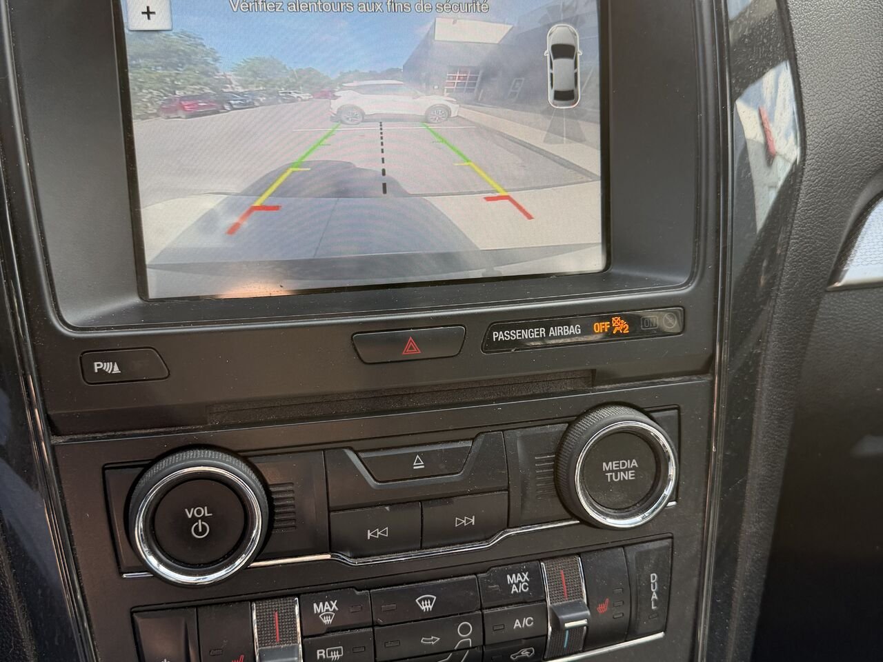 2017 Ford Explorer 4 RM, 4 portes XLT Black Châteauguay - photo #9