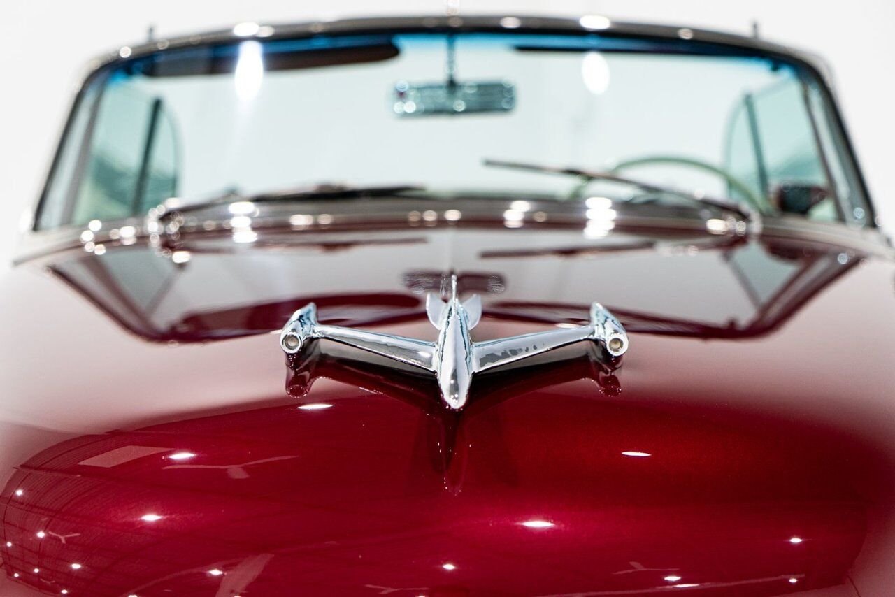Oldsmobile 98 PRIX EN USD | Convertible Beautifully Presented from complete Restoration 1953 Rouge Montréal - photo #46