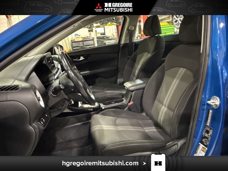 2022 Kia Forte Blue Blainville - photo #13