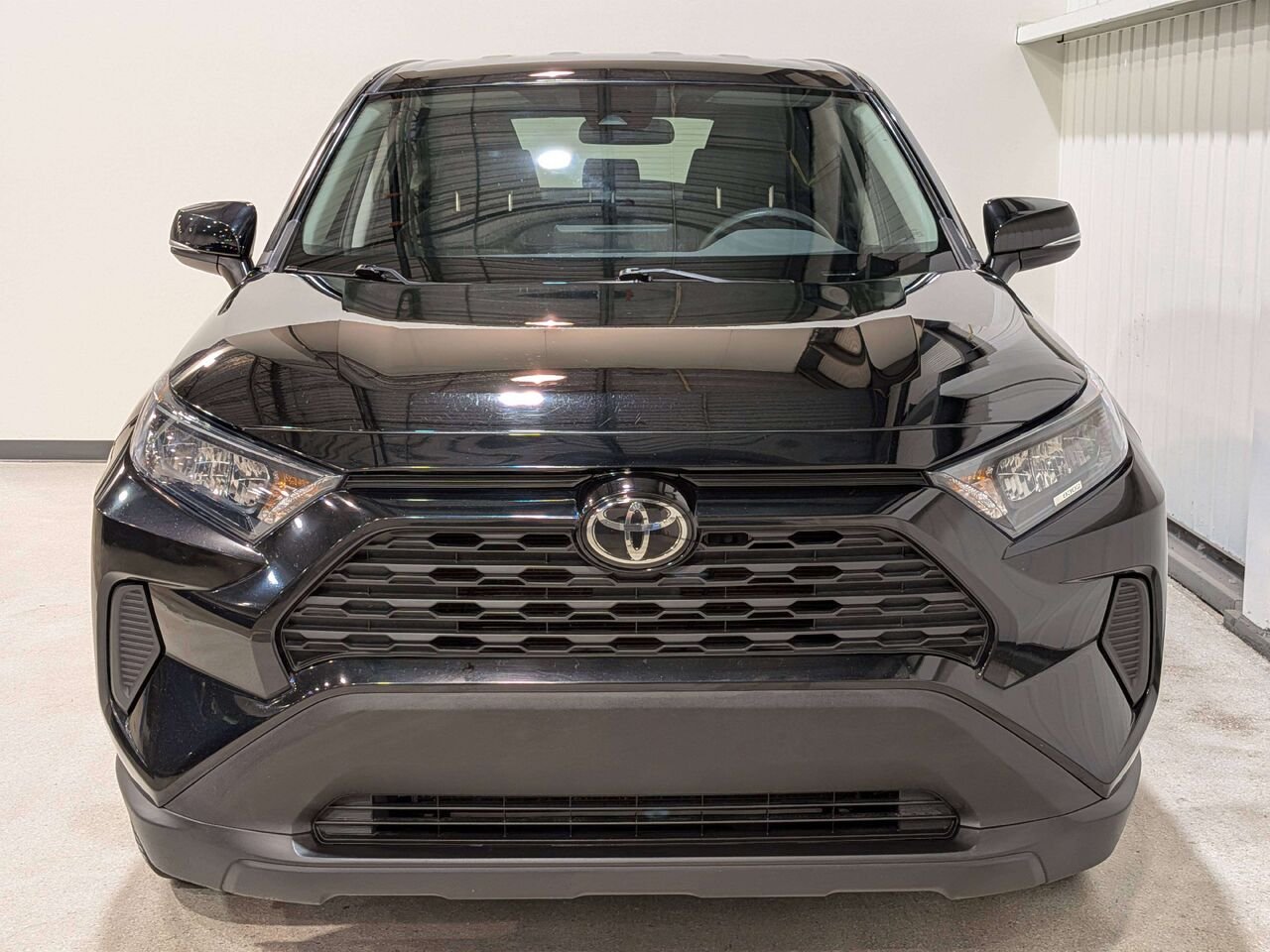 2024 Toyota RAV4 LE AWD Black Val-David - photo #3