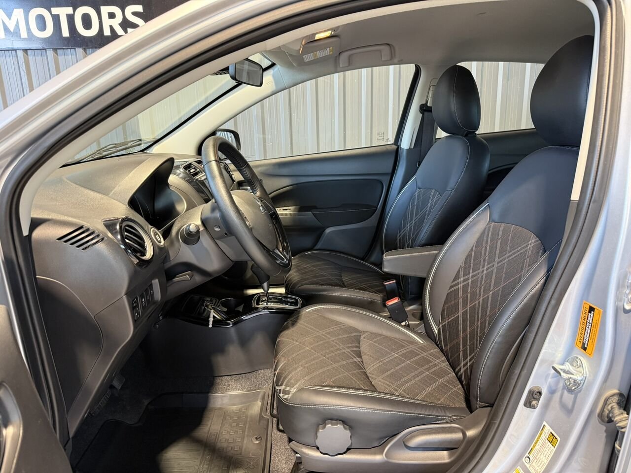 2024 Mitsubishi Mirage Silver Rouyn-Noranda - photo #7