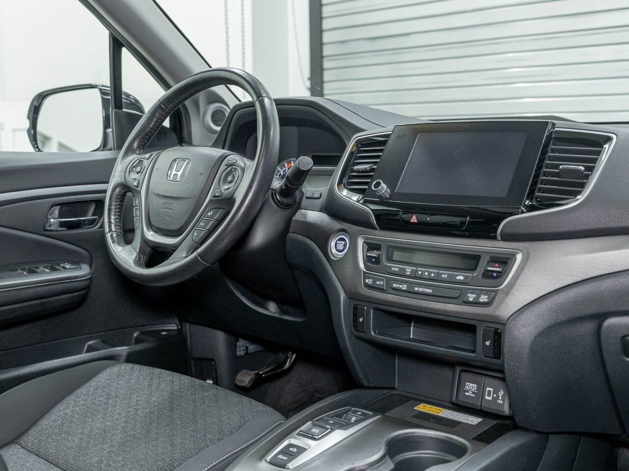 Honda Ridgeline SPORT V6 AWD *TOIT* CARPLAY *SIEGES / VOLANT CHAUF 2023 Blanc Saint-Jérôme - photo #26