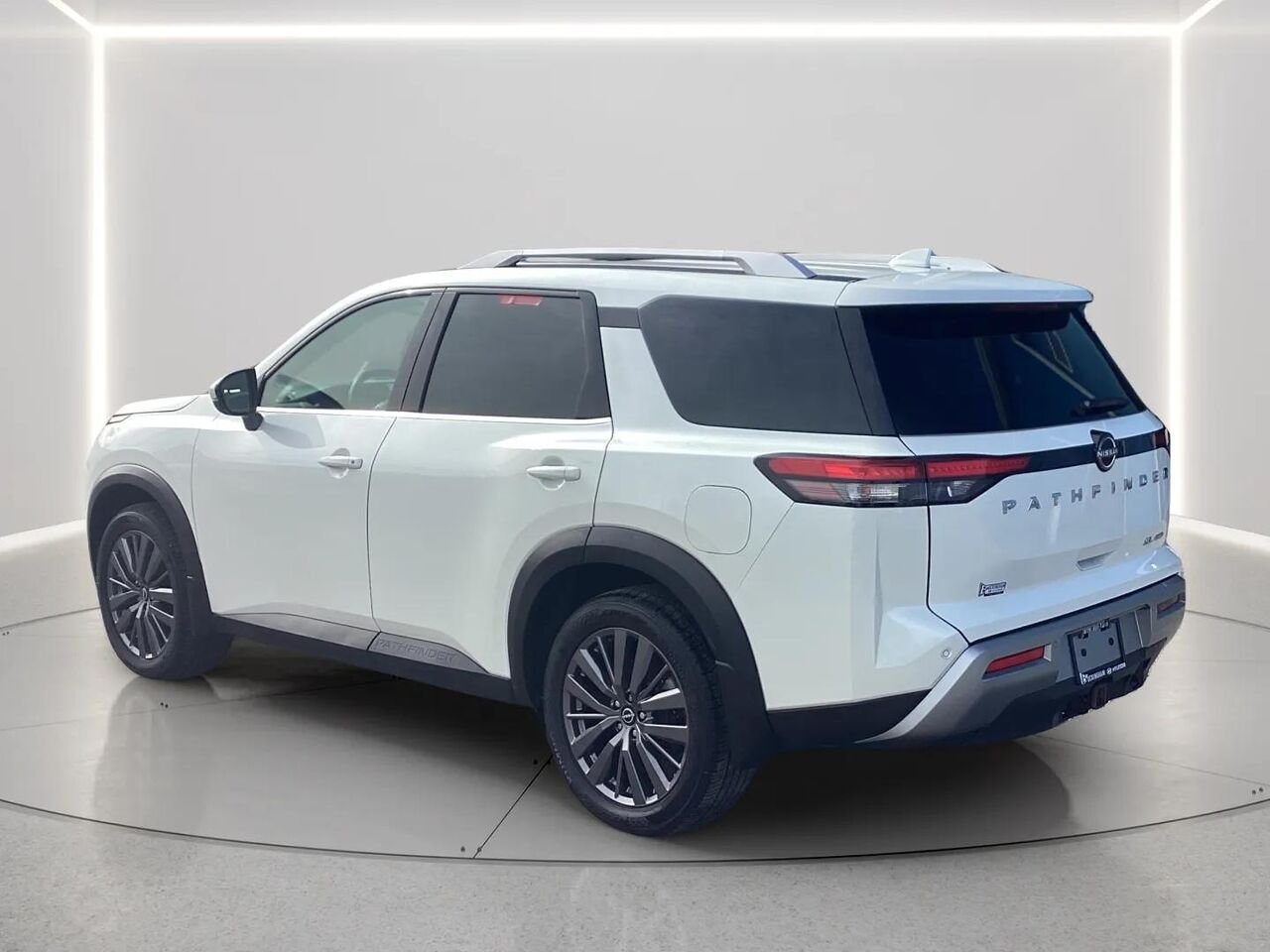 2022 NISSAN PATHFINDER SL 4RM White Gatineau - photo #2