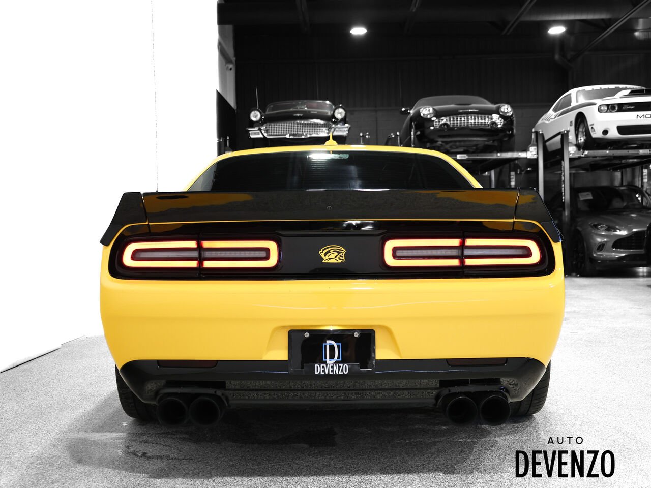 2018 Dodge Challenger Yellow Saint-Eustache - photo #3