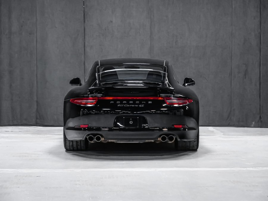 2016 Porsche 911 Carrera 4S Black
