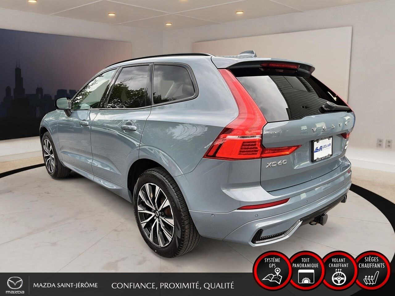 2024 Volvo XC60 B5 PLUS DARK THEME | AWD | CAMÉRA 360 | TOIT PANO | Grey Saint-Jérôme - photo #8