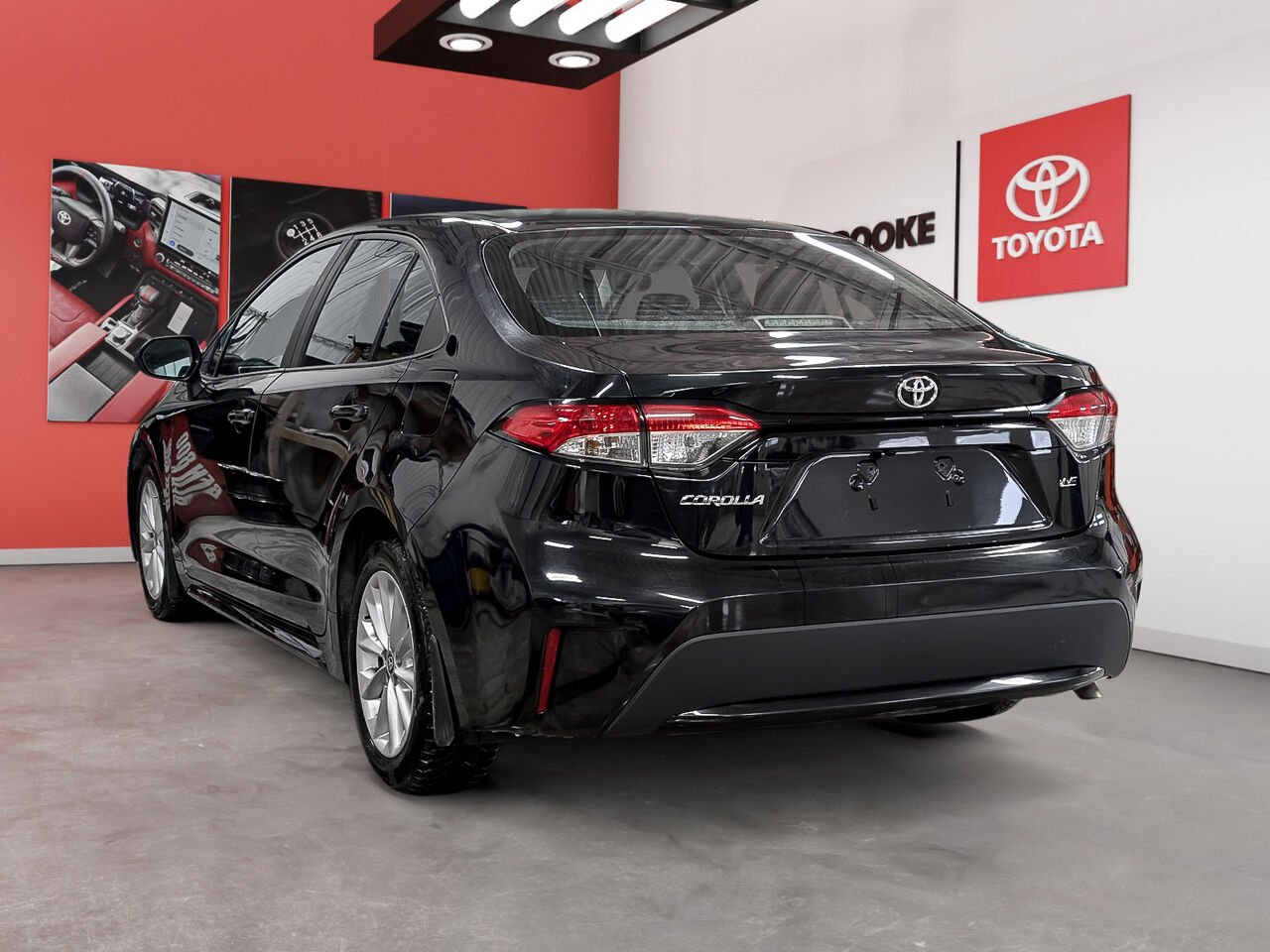 2022 Toyota Corolla 5YFBPMBE6NP357572 Black Sand Pearl Sherbrooke - photo #3