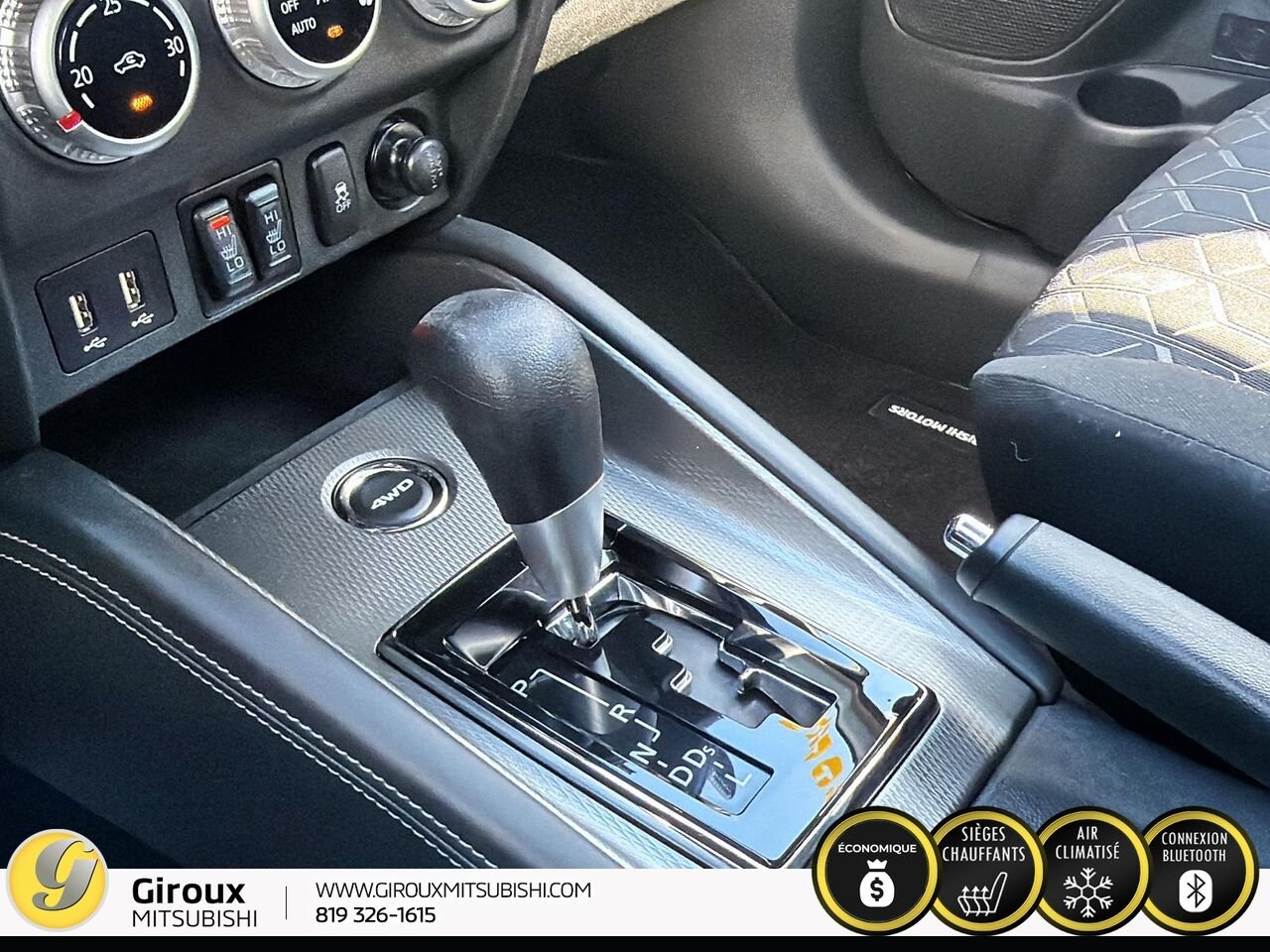 2023 MITSUBISHI RVR Blue Sainte-Agathe-des-Monts - photo #13