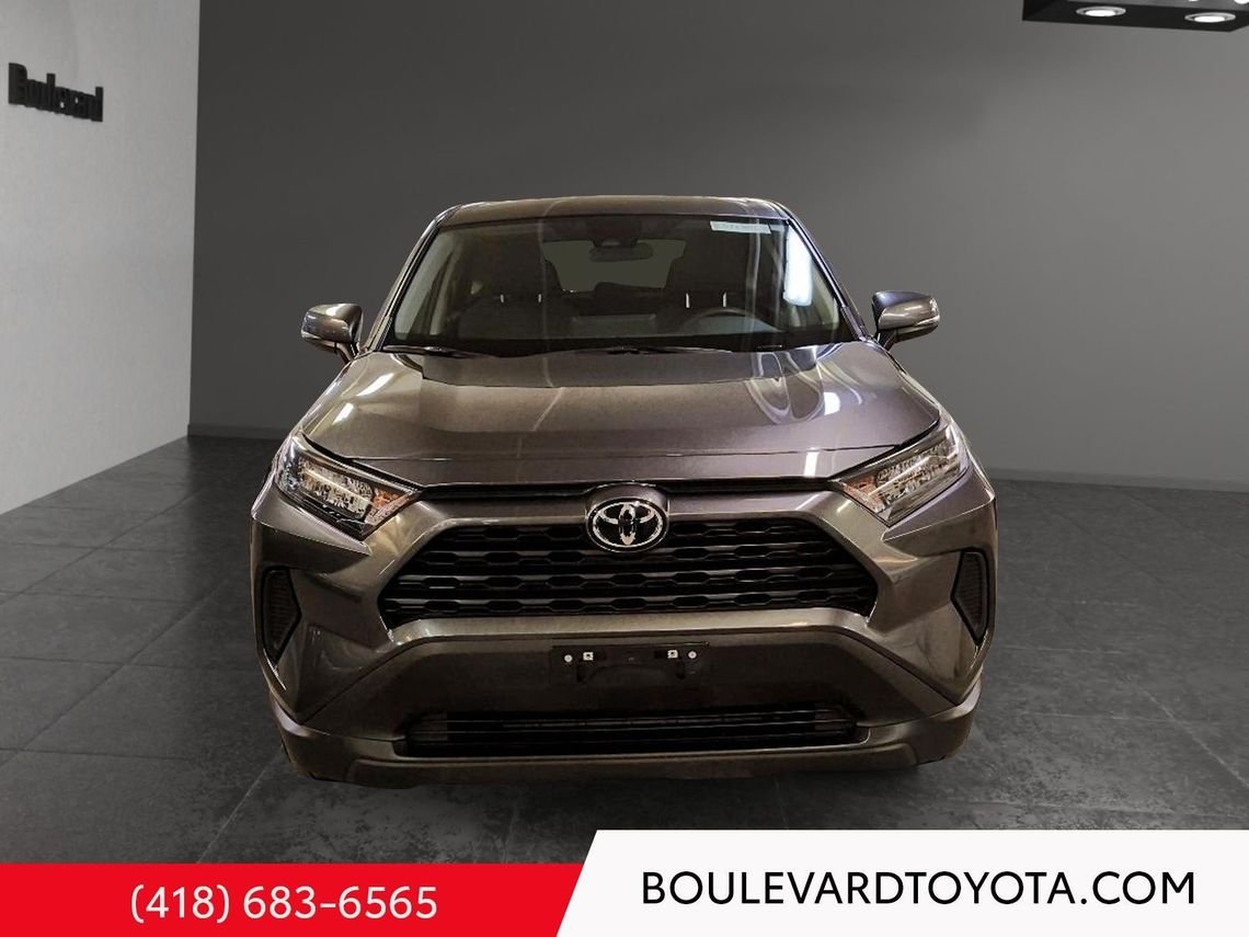 Toyota RAV4 531701-28 | LE 2025 Gris Québec - photo #1