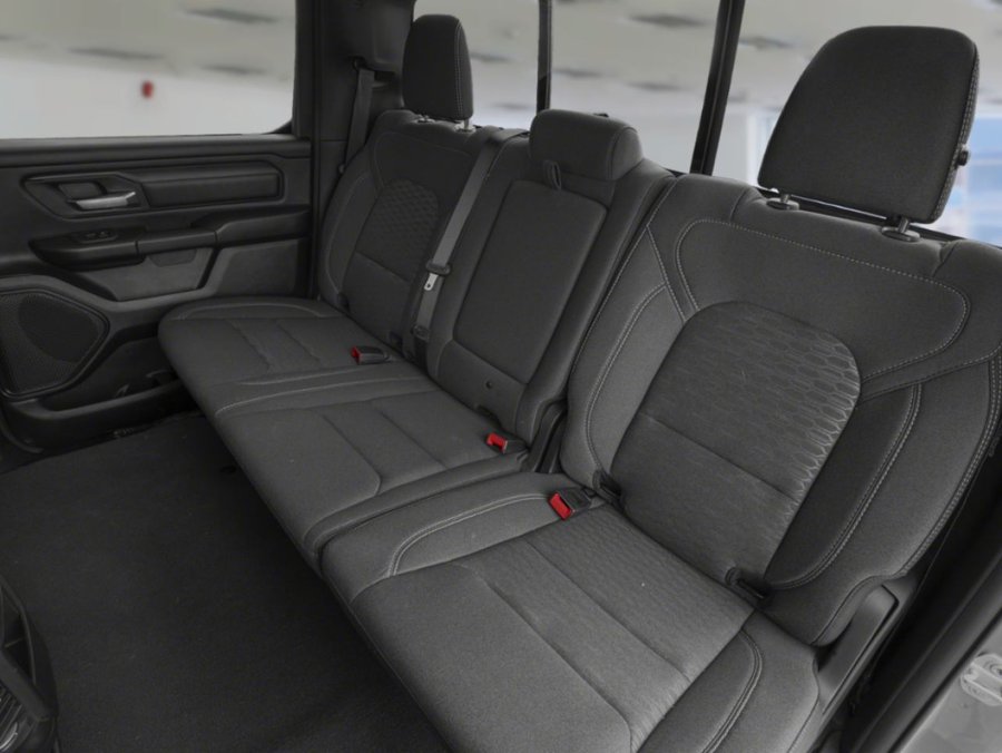 RAM 1500 2026 Couche nacrée rouge