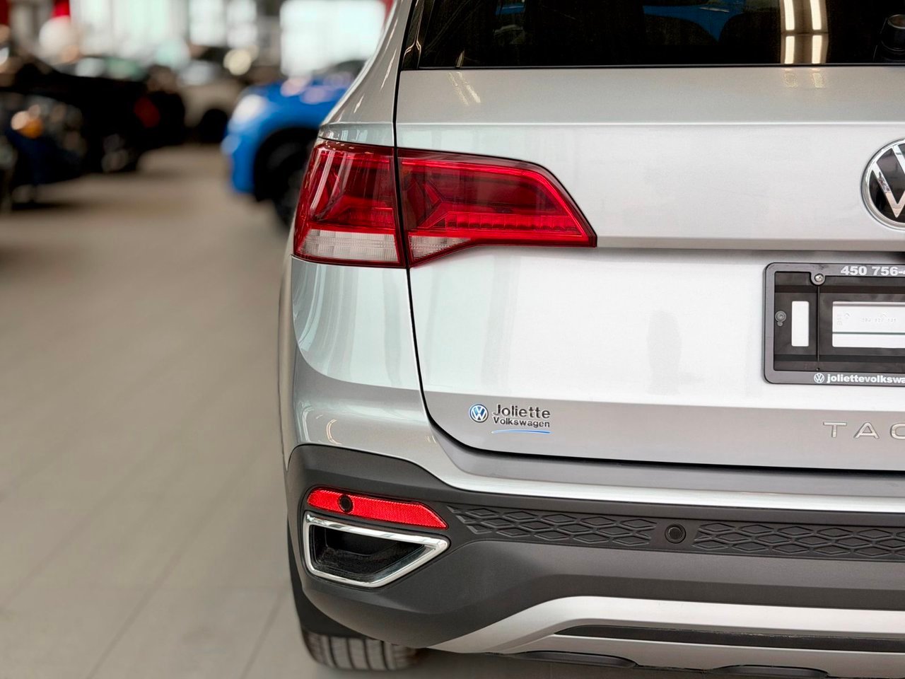 Volkswagen Taos 2023 Argent Notre-Dame-des-Prairies - photo #10