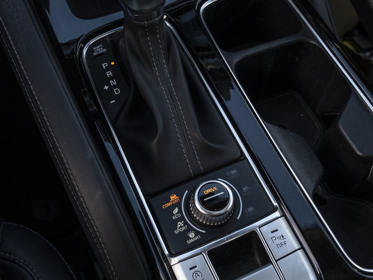 2022 Kia Telluride Grey Gatineau - photo #15