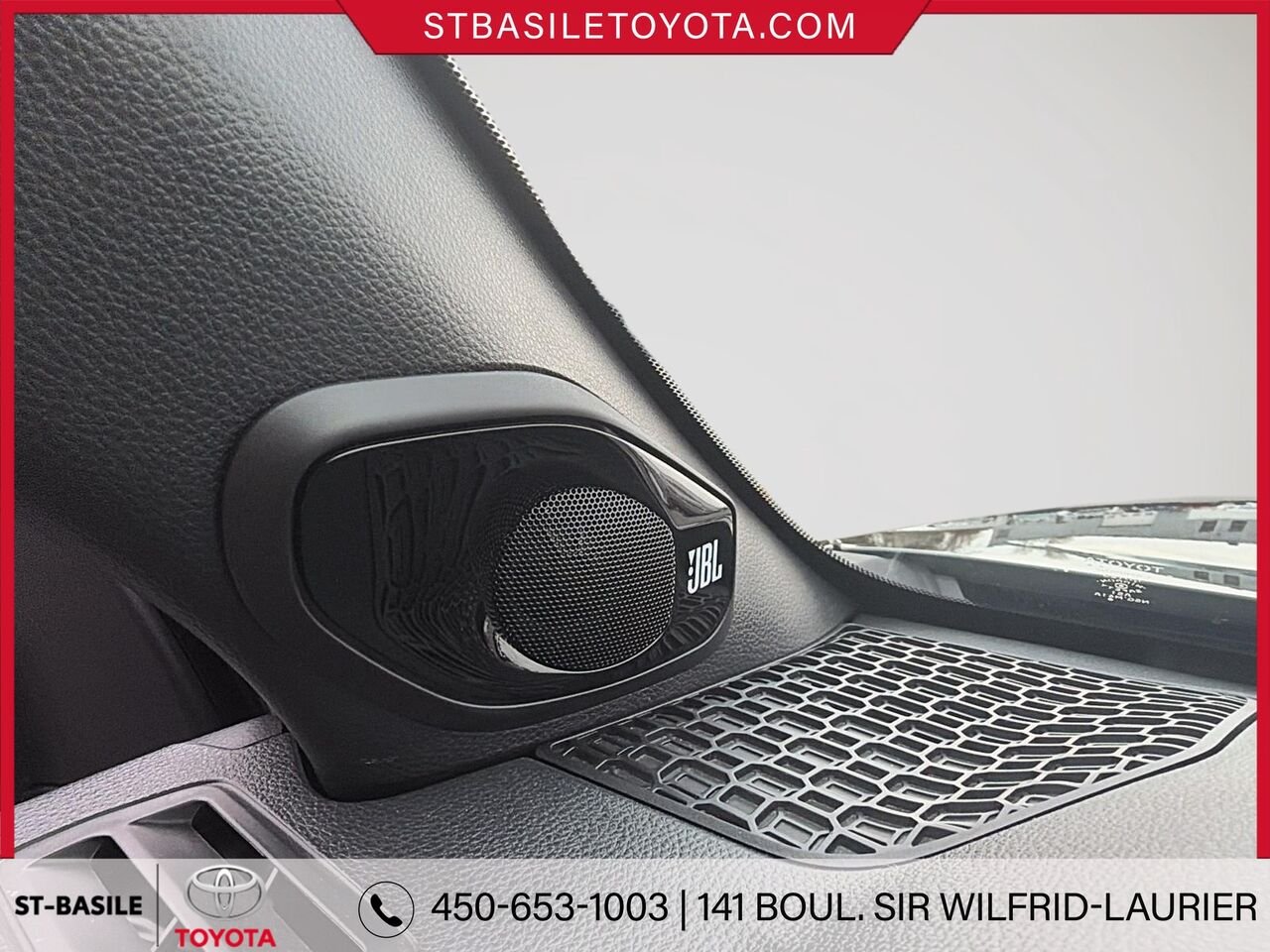 TOYOTA 4RUNNER 2025 Noir Saint-Basile-le-Grand - photo #24