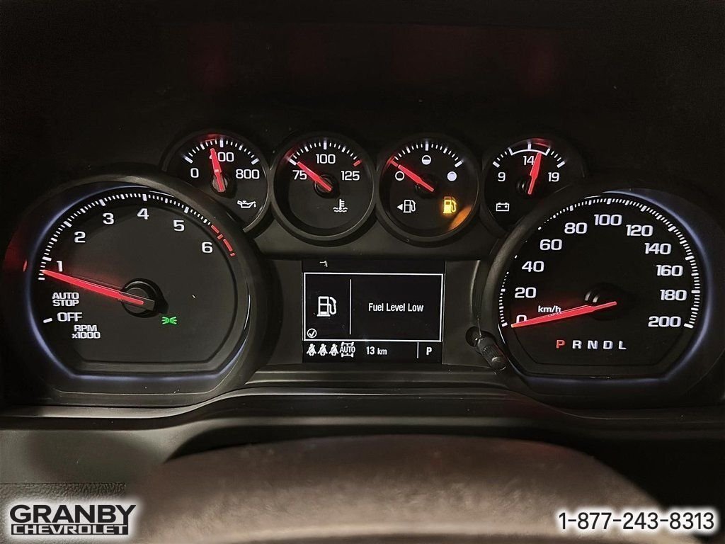 CHEVROLET Silverado 1500 K1500 SILVERADO CREW CAB CUSTOM STD/BOX (1CX) | E26-0983 2026 NOIR Granby - photo #14