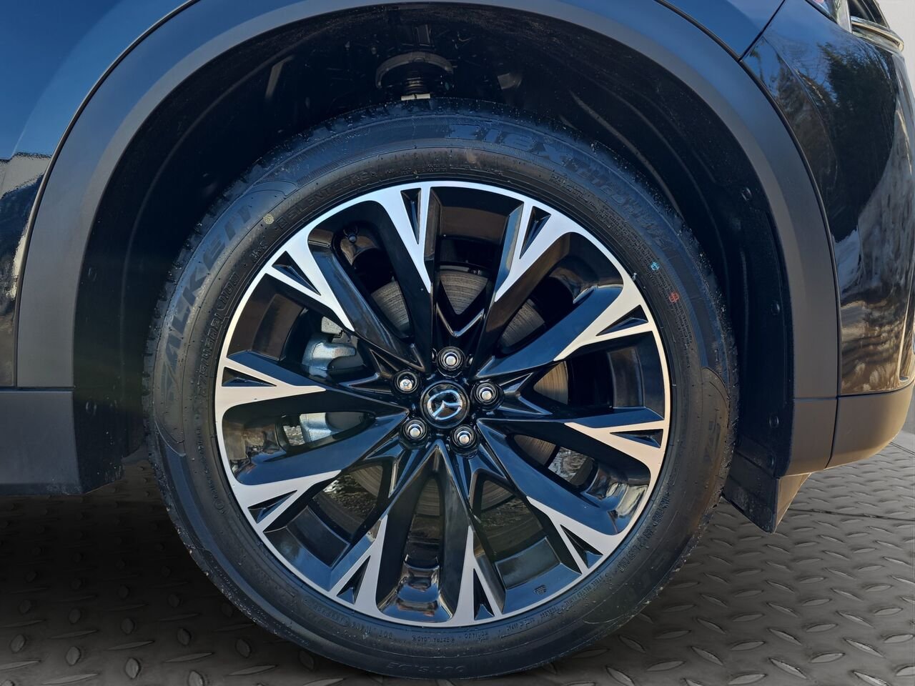 2026 Mazda CX-90 PHEV GT PHEV, toit pano, cuir, sièges ventilés Jet Black Mica Val-David - photo #20