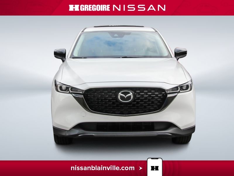 2023 Mazda CX-5 White Laval - photo #1