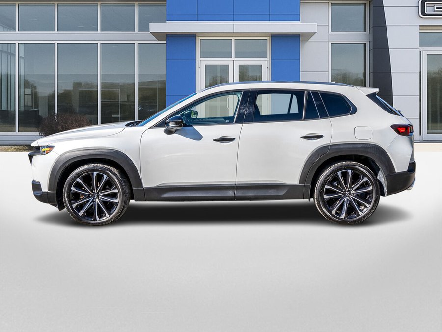 2023 Mazda CX-50 Modèle GT AWD White