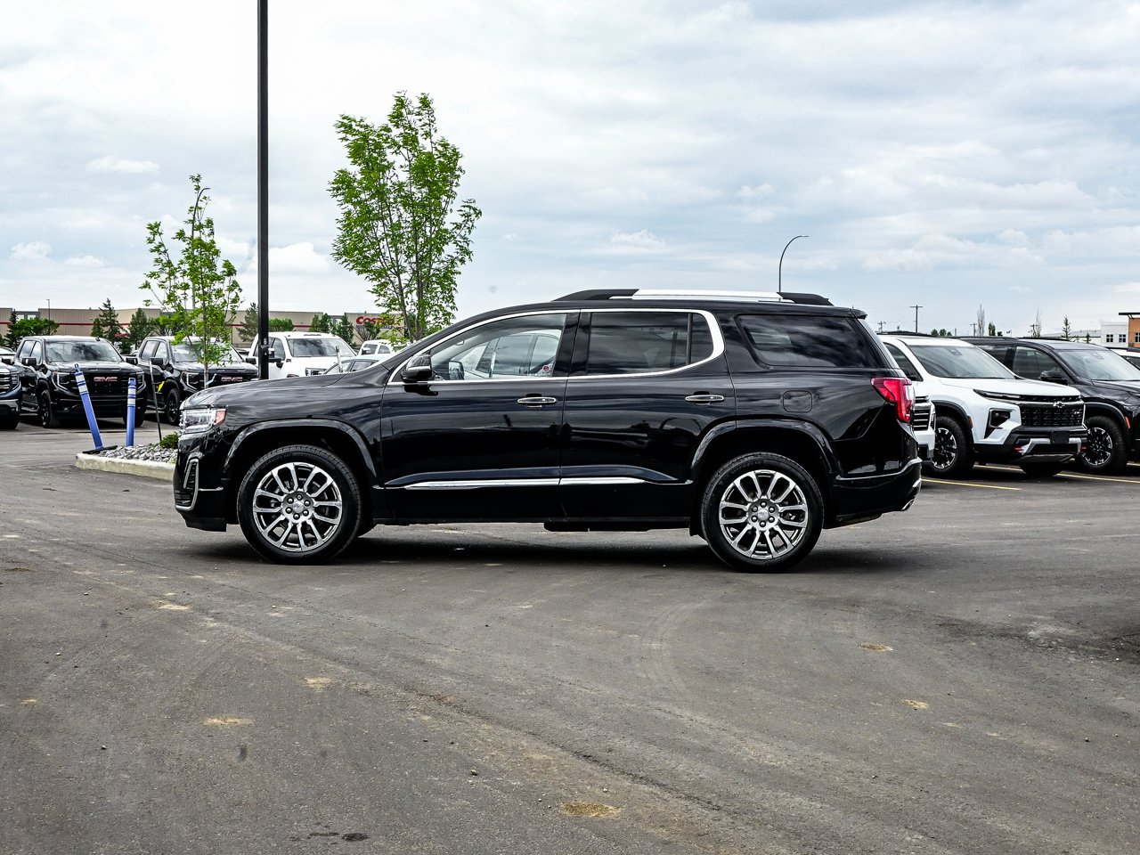 2023 GMC Acadia AWD 4dr Denali Black Sherwood Park - photo #9