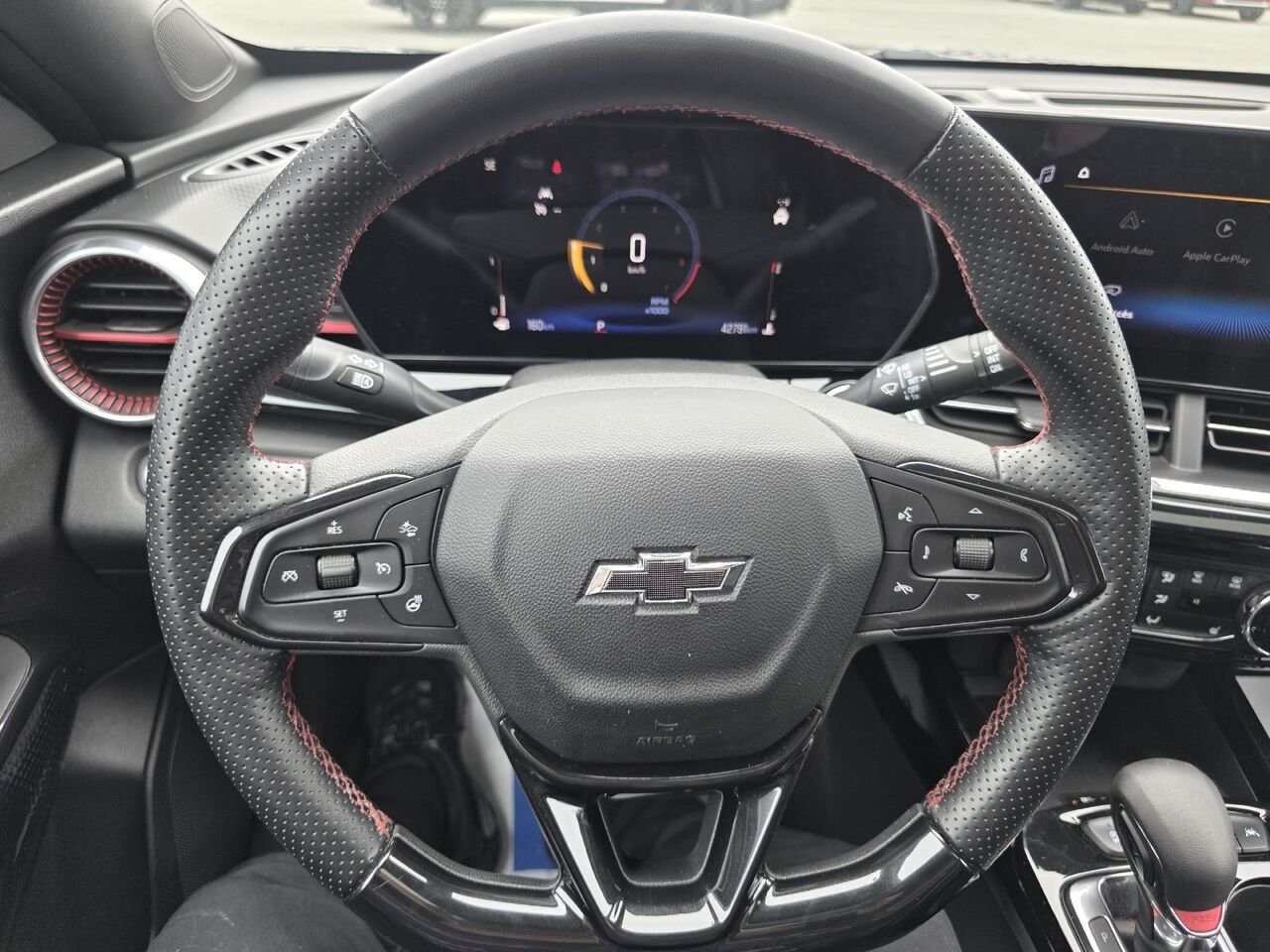 2024 Chevrolet Trax 2RS Black Rouyn-Noranda - photo #9