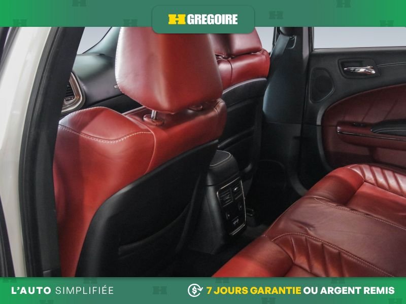 2019 Dodge Charger White Blainville - photo #24