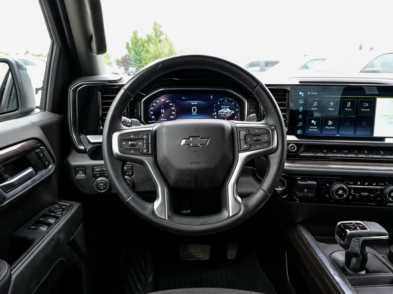 2024 Chevrolet Silverado 1500 4WD Crew Cab 147 RST White Sherwood Park - photo #19