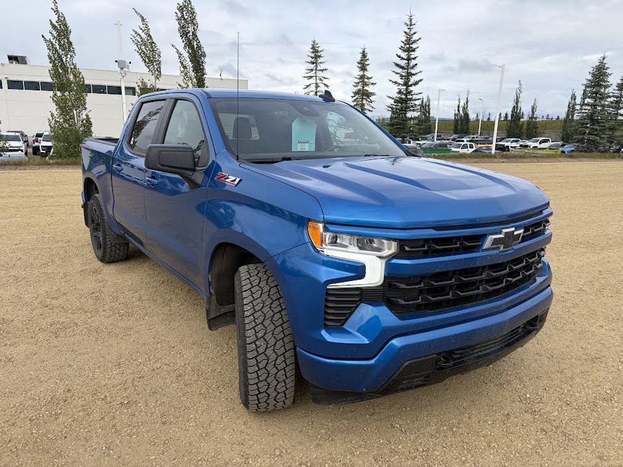 2022 Chevrolet Silverado 1500 4WD Crew Cab 147 RST Blue Sherwood Park - photo #1