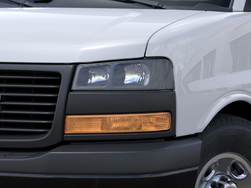 GMC Fourgonnette Savana utilitaire 2024 Noir onyx Saint-Eustache - photo #9