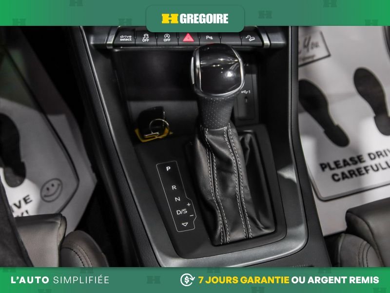 2022 Audi Q3 White Saint-Eustache - photo #16