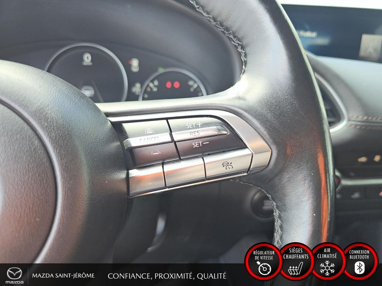 2023 Mazda Mazda3 Red Ste-Agathe des Monts - photo #14