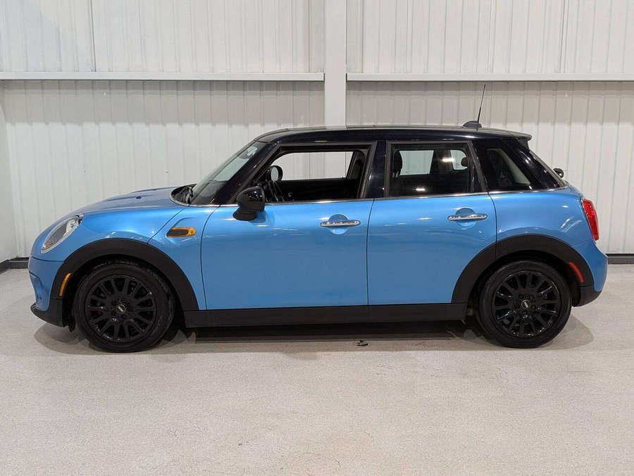 2016 MINI Cooper Hardtop 5 Door 5dr HB Blue