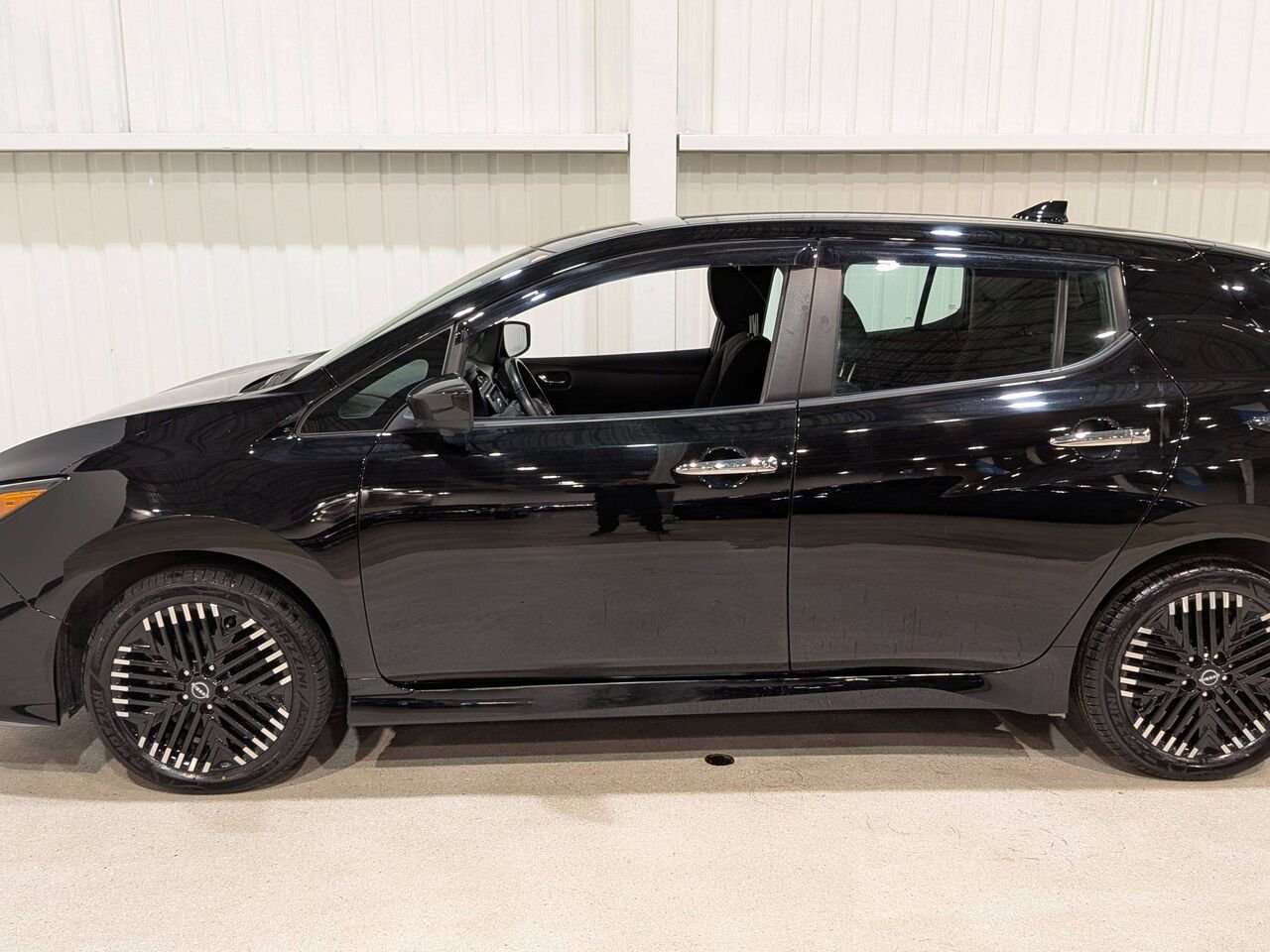 Nissan LEAF 2024 Noir Val-David - photo #4