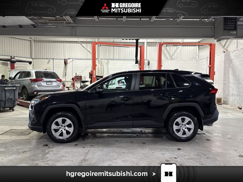 2024 Toyota Rav 4 Black Saint-Eustache - photo #4