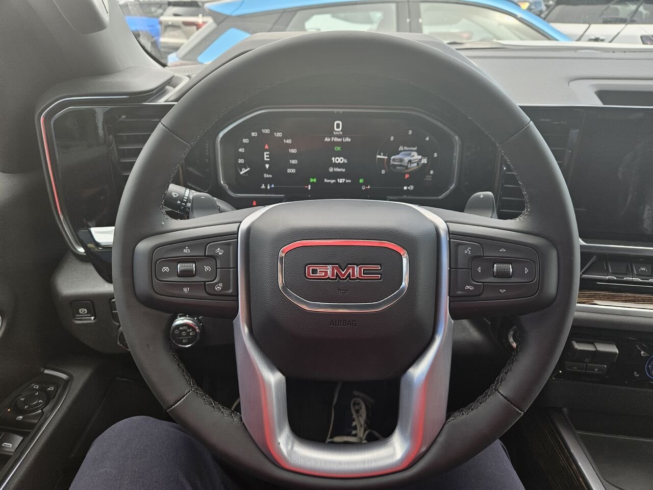 GMC Sierra 1500 Elevation cabine multiplace 4RM 157 po 2026 Blanc sommet Thetford Mines - photo #9