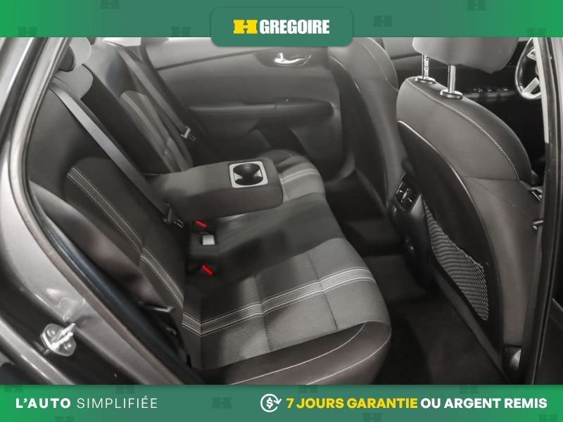 2024 Kia Forte Grey Blainville - photo #31