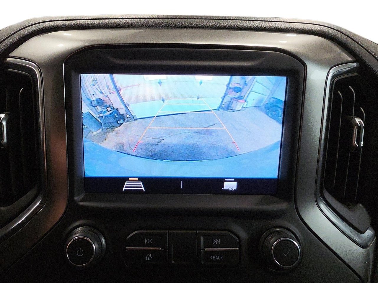 2020 Chevrolet Silverado 1500 LT Grey Baie-Comeau - photo #17