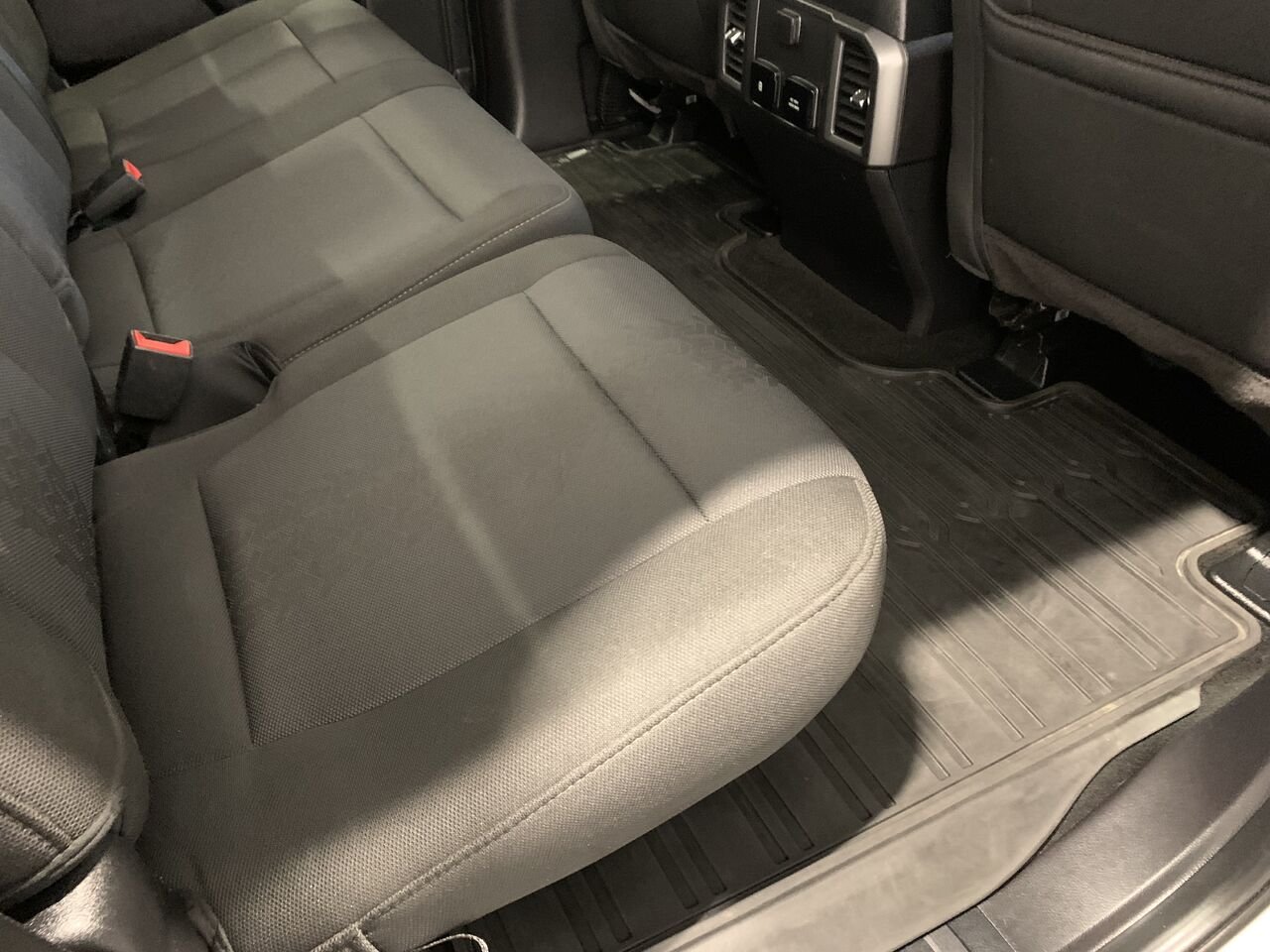 Ford F-150 XLT SPORT SUPERCREW XLT cabine SuperCrew 4RM caisse de 5,5 pi 2019 Blanc Châteauguay - photo #18