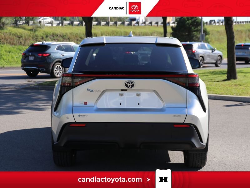 2024 Toyota BZ4X Silver Laval - photo #8