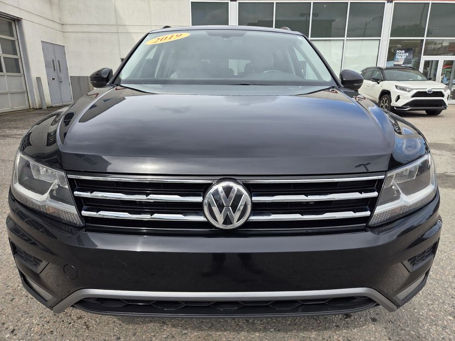 2019 VOLKSWAGEN TIGUAN COMFORTLINE Black