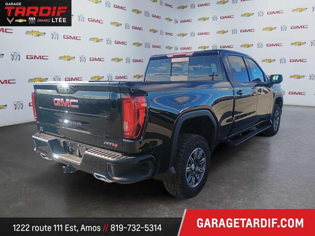 GMC Sierra 1500 AT4 cabine multiplace 4RM 157 po 2026 Noir onyx Amos - photo #1