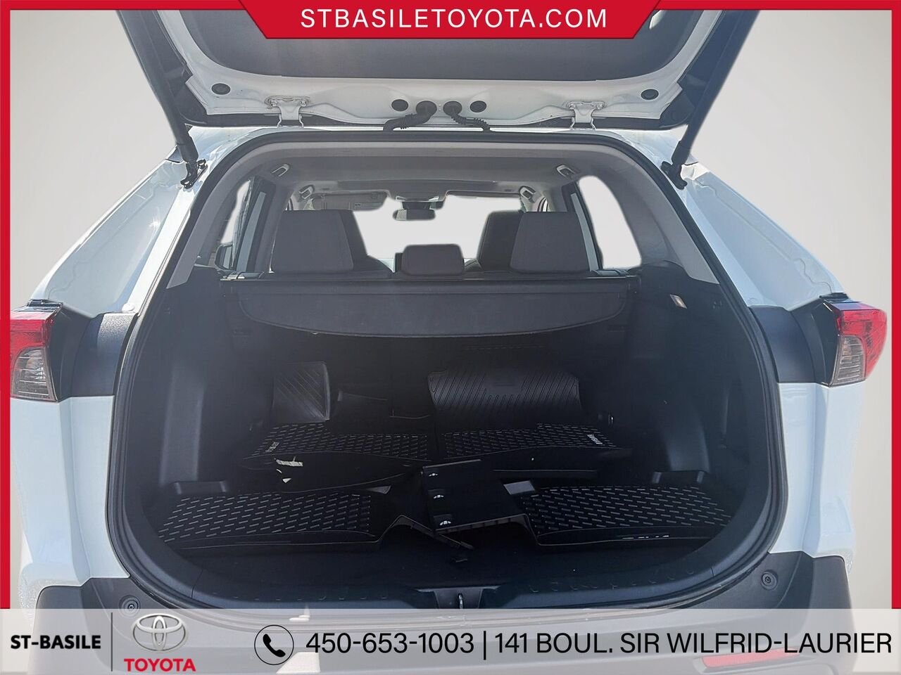 Toyota RAV4 2025 Blanc Saint-Basile-le-Grand - photo #8