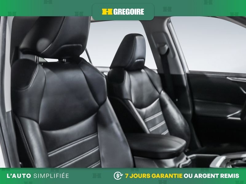 2023 Toyota Rav 4 White Blainville - photo #26