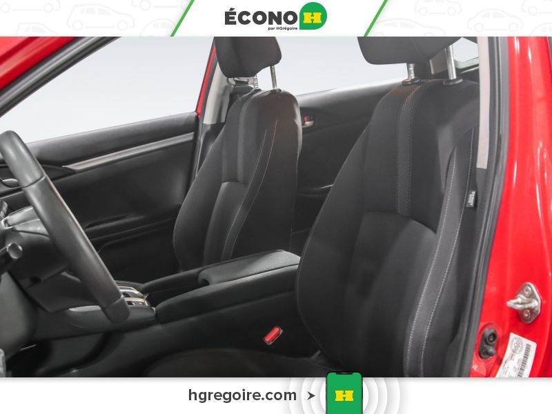 2019 Honda Civic Red Blainville - photo #14