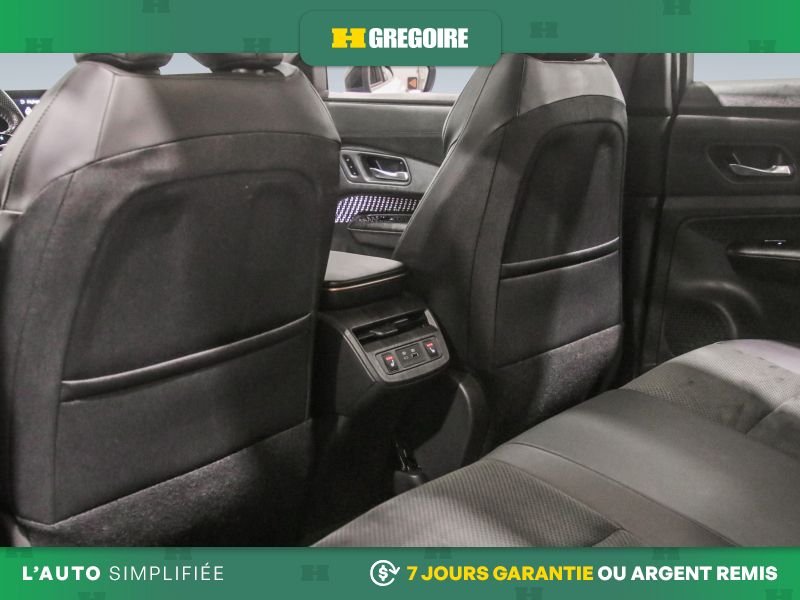2024 Nissan Ariya White Saint-Eustache - photo #24