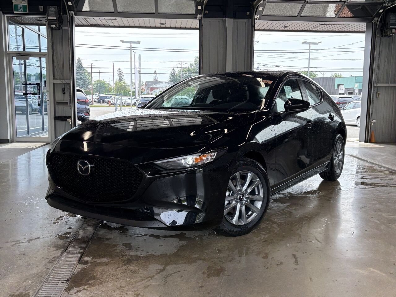 2026 MAZDA Mazda3 Sport GX Jet Black Mica Châteauguay - photo #0