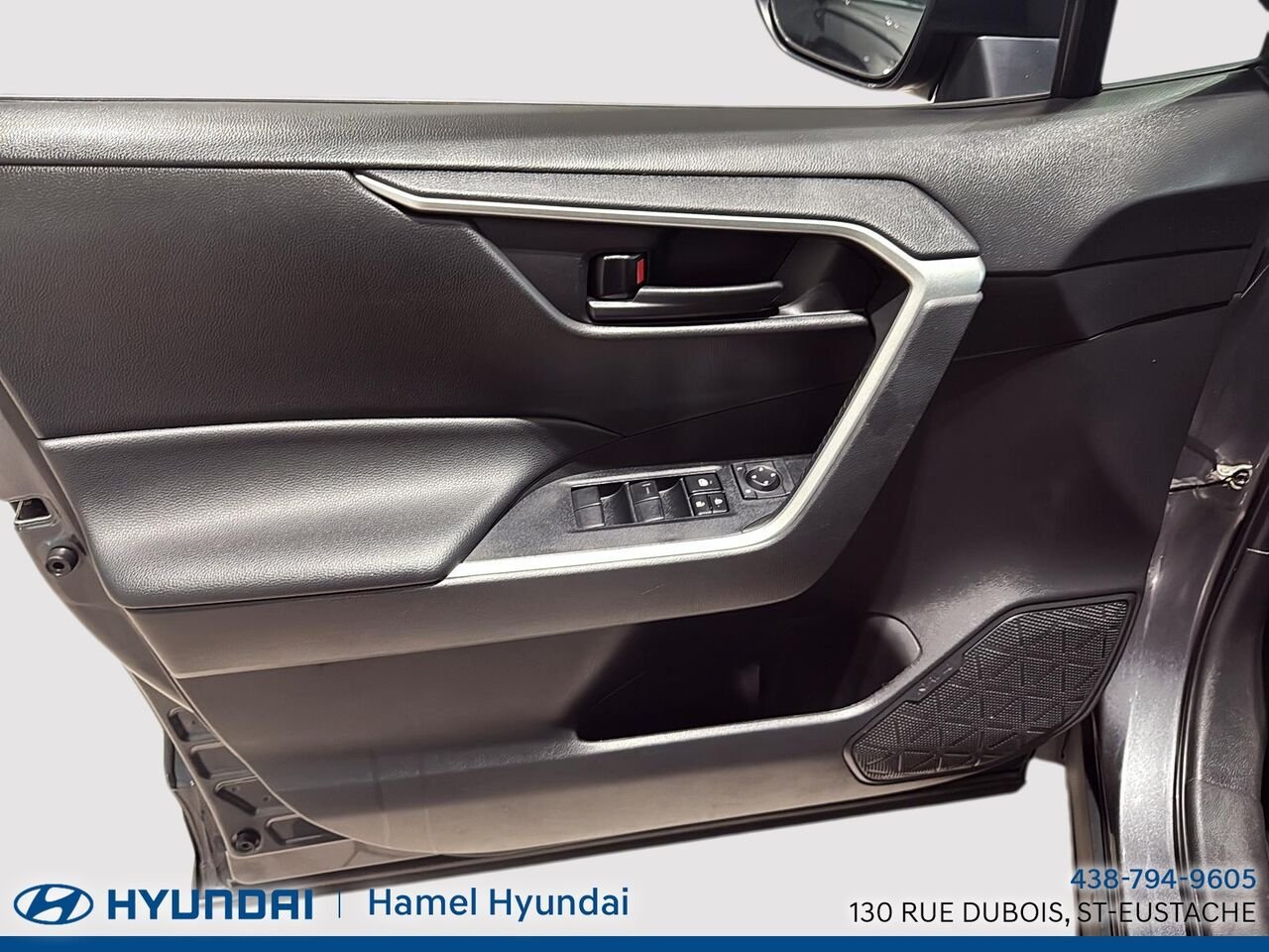 Toyota RAV4 2022 Gris Saint-Eustache - photo #9